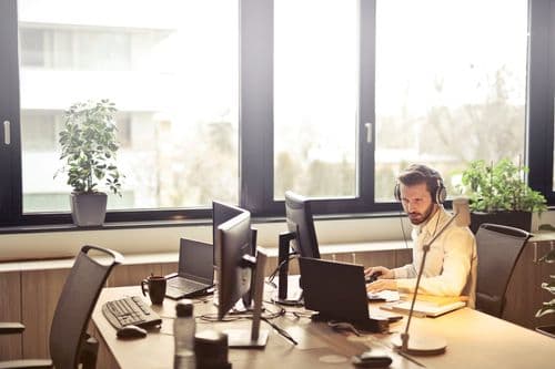 Suprimentos de informática: guia para empresas escolherem bem
